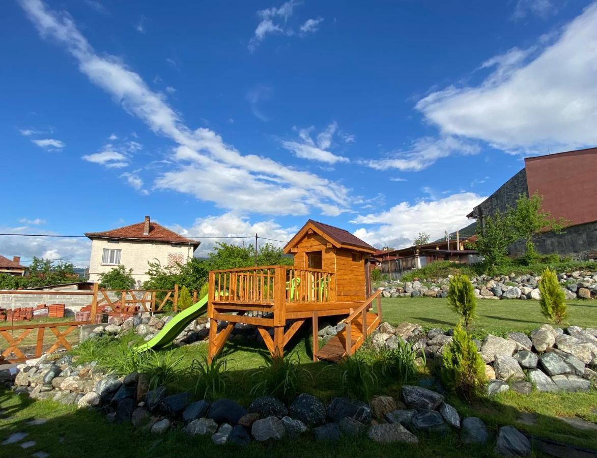 Hotel Тихият Кът Saparewa Banja Zewnętrze zdjęcie