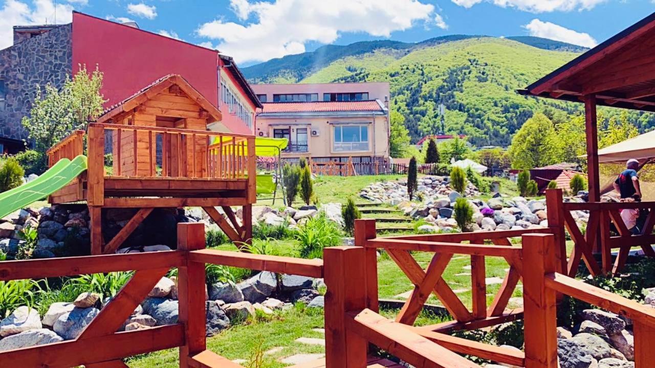Hotel Тихият Кът Saparewa Banja Zewnętrze zdjęcie